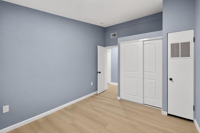 6568 Juneau Way, North Highlands, CA 95660