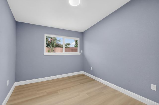 6568 Juneau Way, North Highlands, CA 95660