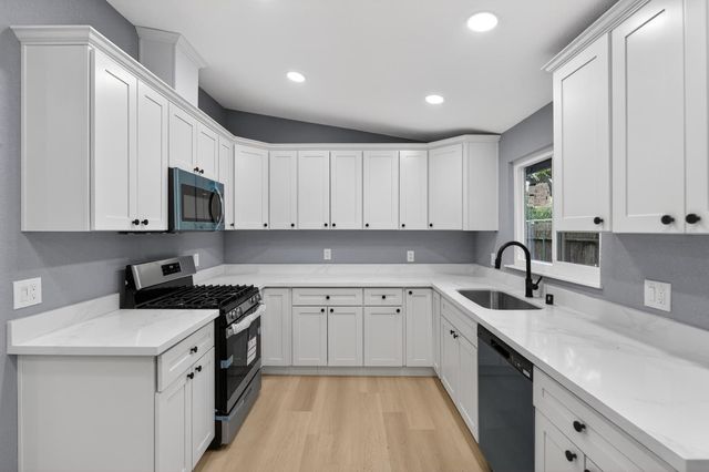 6568 Juneau Way, North Highlands, CA 95660