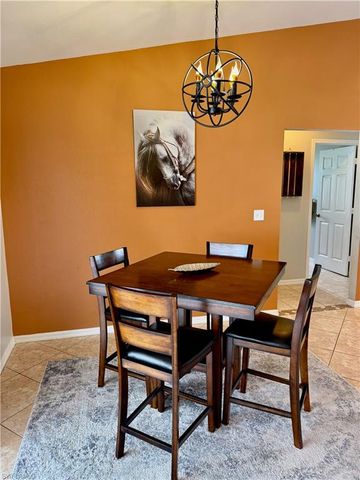 213 SW 10th TER, Cape Coral, FL 33991