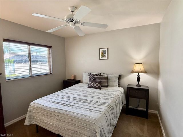 213 SW 10th TER, Cape Coral, FL 33991