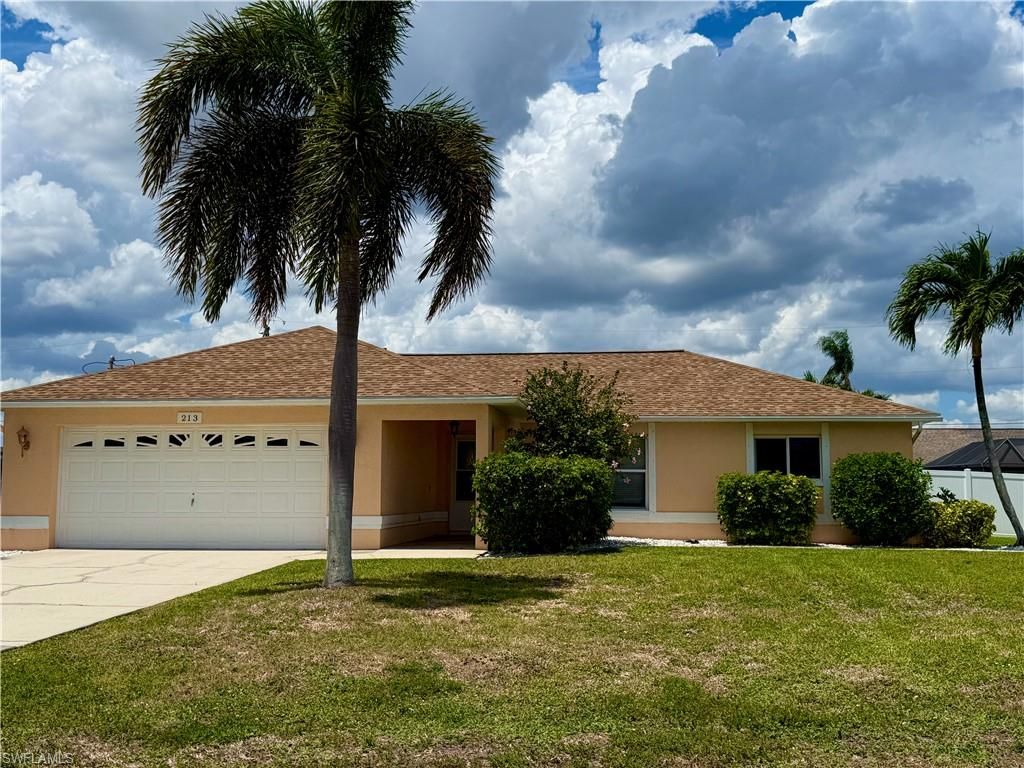 213 SW 10th TER, Cape Coral, FL 33991