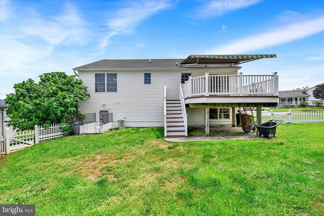 21 BOX CIR, Baltimore, MD 21221