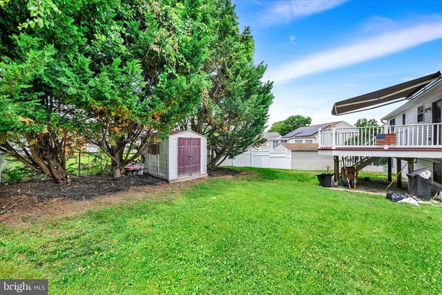 21 BOX CIR, Baltimore, MD 21221