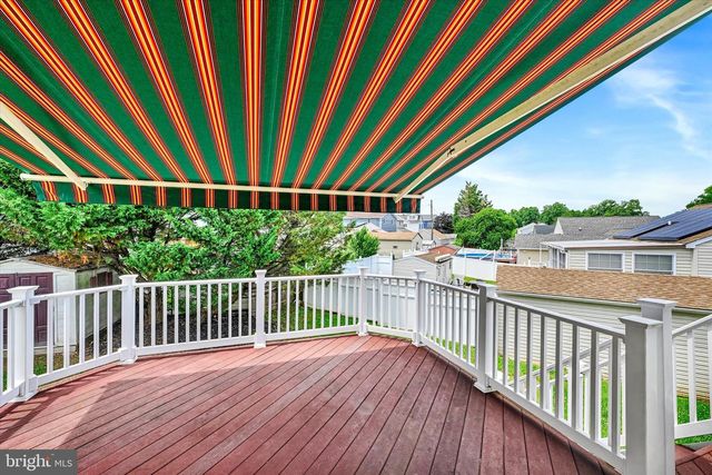 21 BOX CIR, Baltimore, MD 21221
