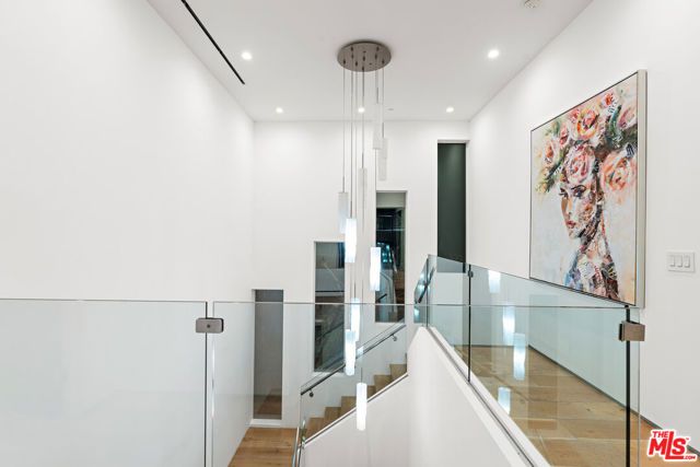 637 N Gardner Street, Los Angeles, CA 90036