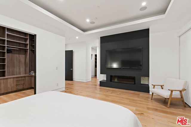 637 N Gardner Street, Los Angeles, CA 90036
