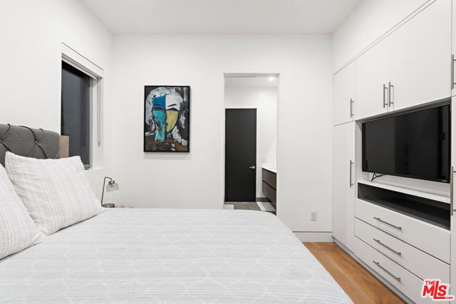 637 N Gardner Street, Los Angeles, CA 90036