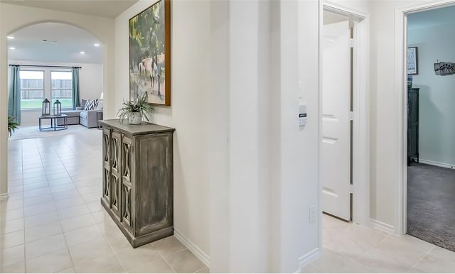 1810 Aslynn Circle, Aubrey, TX 76227