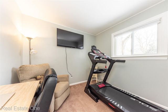 5350 Military Avenue, Brighton Township, MI 48116