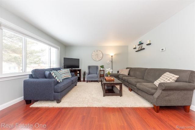 5350 Military Avenue, Brighton Township, MI 48116