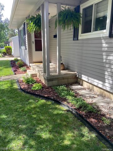 5350 Military Avenue, Brighton Township, MI 48116