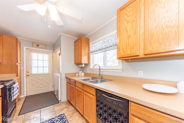 5350 Military Avenue, Brighton Township, MI 48116