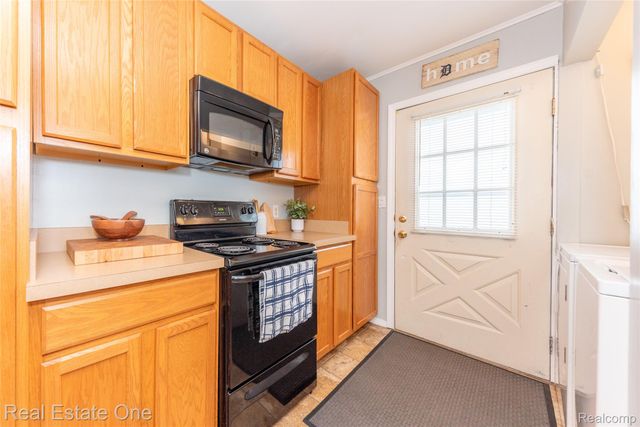 5350 Military Avenue, Brighton Township, MI 48116