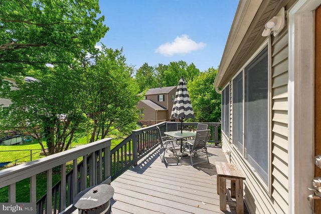 7010 LAMP POST LN, Alexandria, VA 22306