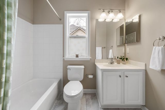 415 Ashmoore Court, Powell, OH 43065