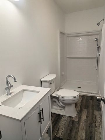 101 Ocean Ave 1R, Salem, MA 01970
