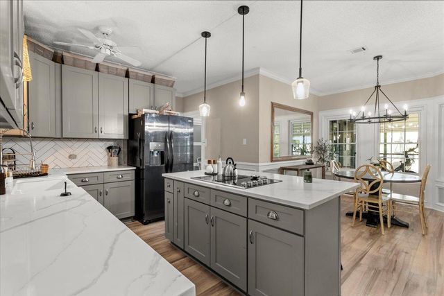 1007 Hidden Hills DR, Dripping Springs, TX 78620