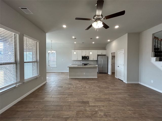 237 Allegheny Drive, Burleson, TX 76028