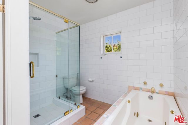 16214 Morrison Street, Encino (los Angeles), CA 91436