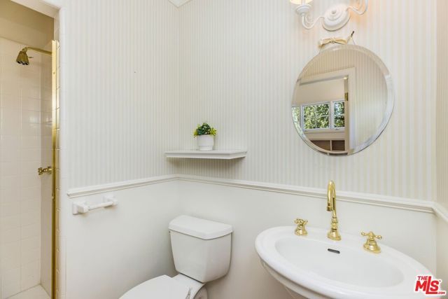 16214 Morrison Street, Encino (los Angeles), CA 91436