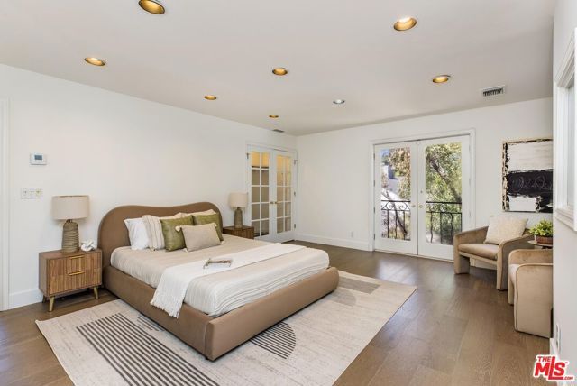 16214 Morrison Street, Encino (los Angeles), CA 91436