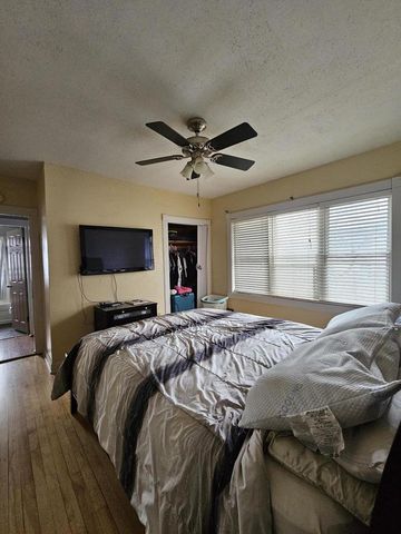 3049 S Hanson AVENUE, Milwaukee, WI 53207