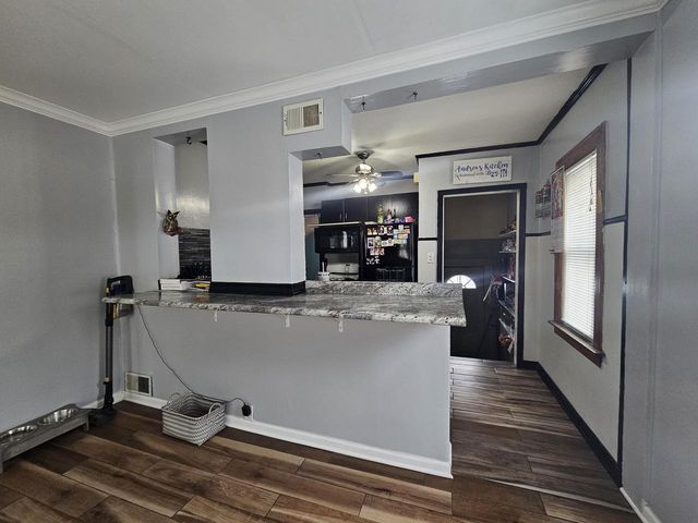 3049 S Hanson AVENUE, Milwaukee, WI 53207