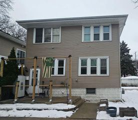 3049 S Hanson AVENUE, Milwaukee, WI 53207