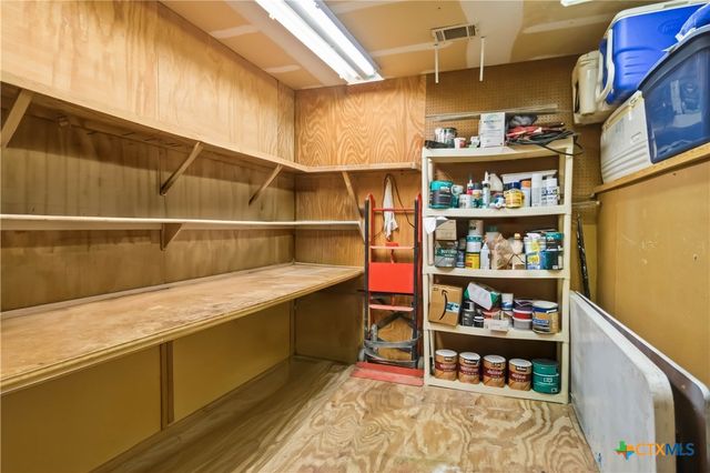 1354 Dawnridge Drive, Canyon Lake, TX 78133