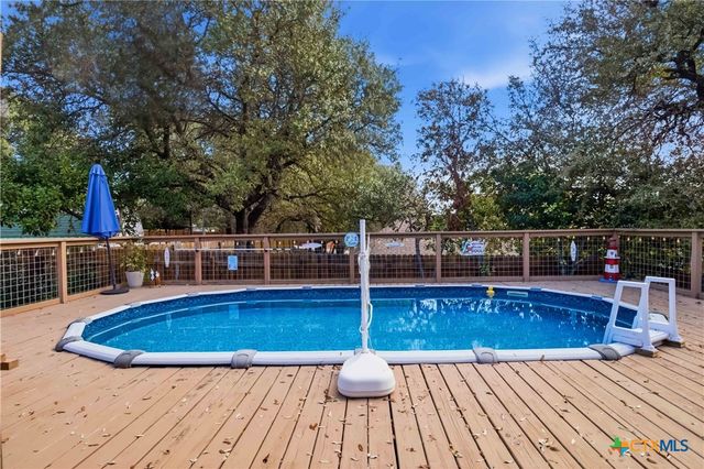 1354 Dawnridge Drive, Canyon Lake, TX 78133