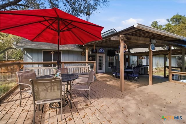 1354 Dawnridge Drive, Canyon Lake, TX 78133
