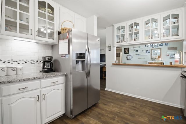 1354 Dawnridge Drive, Canyon Lake, TX 78133