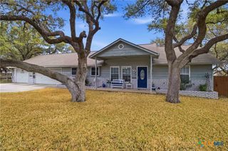 1354 Dawnridge Drive, Canyon Lake, TX 78133