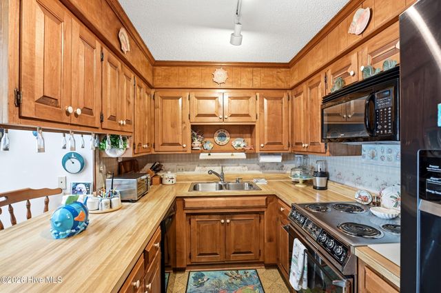 1896 New River Inlet 1413, N Topsail Beach, NC 28460