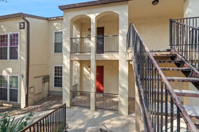 8702 Village Dr Apt 302, San Antonio, TX 78217