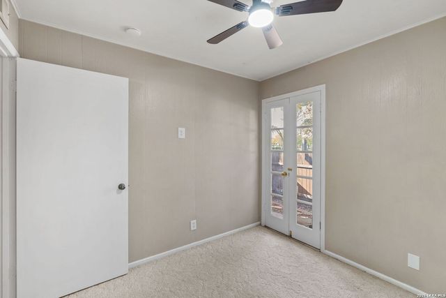 8702 Village Dr Apt 302, San Antonio, TX 78217