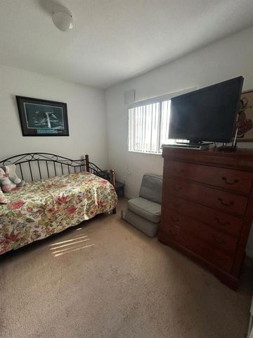 21016 NW 39th Avenue, Miami Gardens, FL 33055