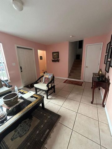 21016 NW 39th Avenue, Miami Gardens, FL 33055