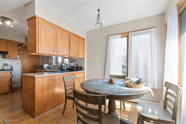 1121 N Northwest Highway, Park Ridge, IL 60068