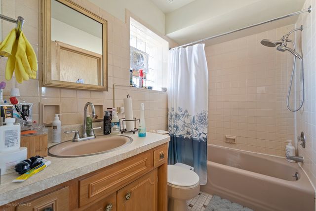 1121 N Northwest Highway, Park Ridge, IL 60068