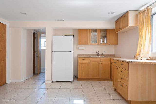 1121 N Northwest Highway, Park Ridge, IL 60068