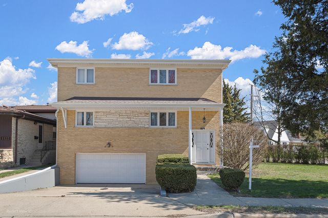 1121 N Northwest Highway, Park Ridge, IL 60068