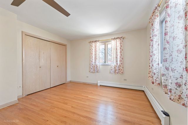 1121 N Northwest Highway, Park Ridge, IL 60068