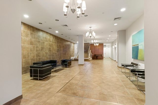 1166 Washington St 303, Boston, MA 02118
