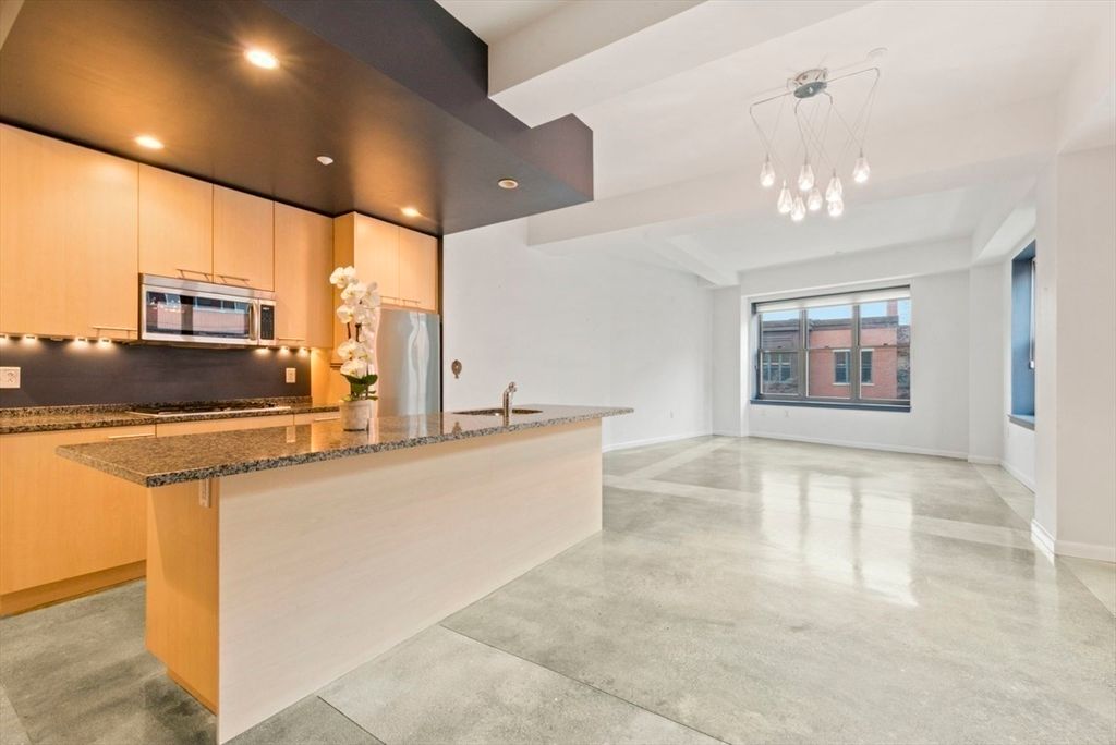 1166 Washington St 303, Boston, MA 02118