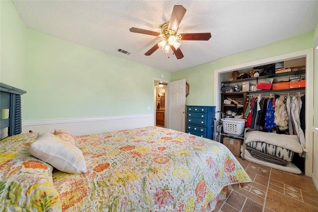 15967 Wichita Road, Apple Valley, CA 92307