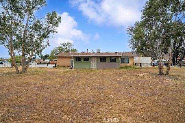 15967 Wichita Road, Apple Valley, CA 92307