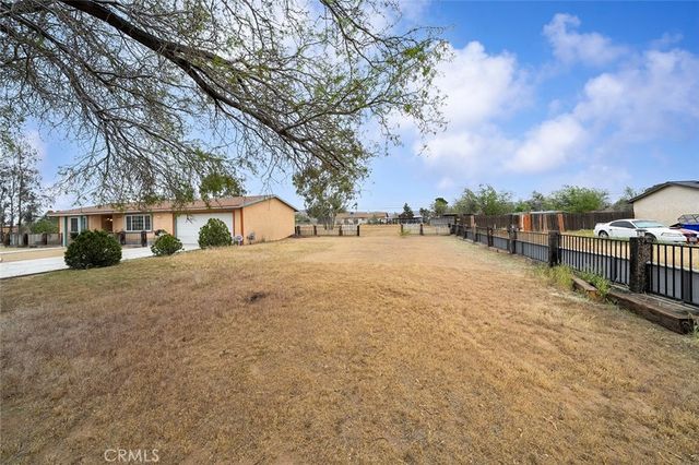 15967 Wichita Road, Apple Valley, CA 92307