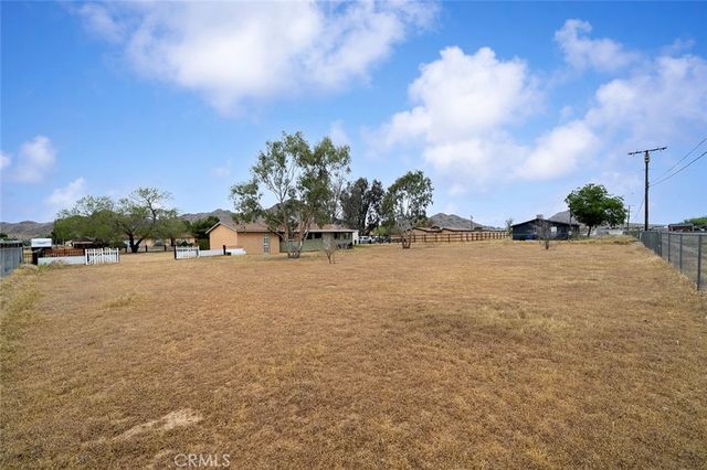 15967 Wichita Road, Apple Valley, CA 92307